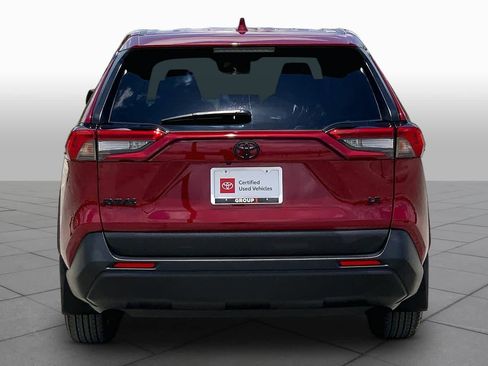 Certified 2025 Toyota RAV4 LE FWD image 5