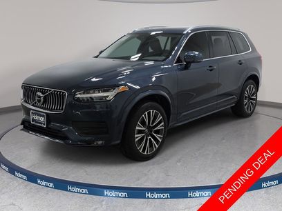 Used 2022 Volvo XC90 T6 Momentum w/ Climate Package