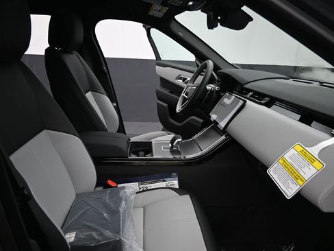 New 2026 Land Rover Range Rover Velar S AWD/4WD image 5