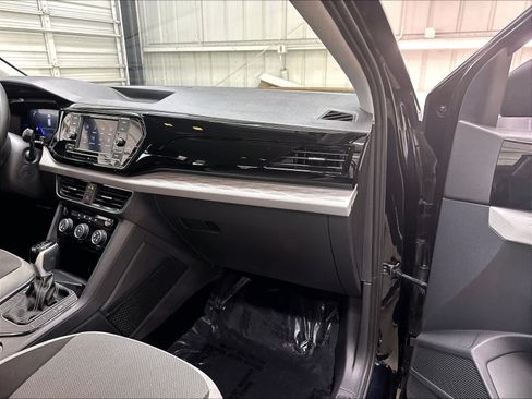 Used 2024 Volkswagen Taos S FWD image 27
