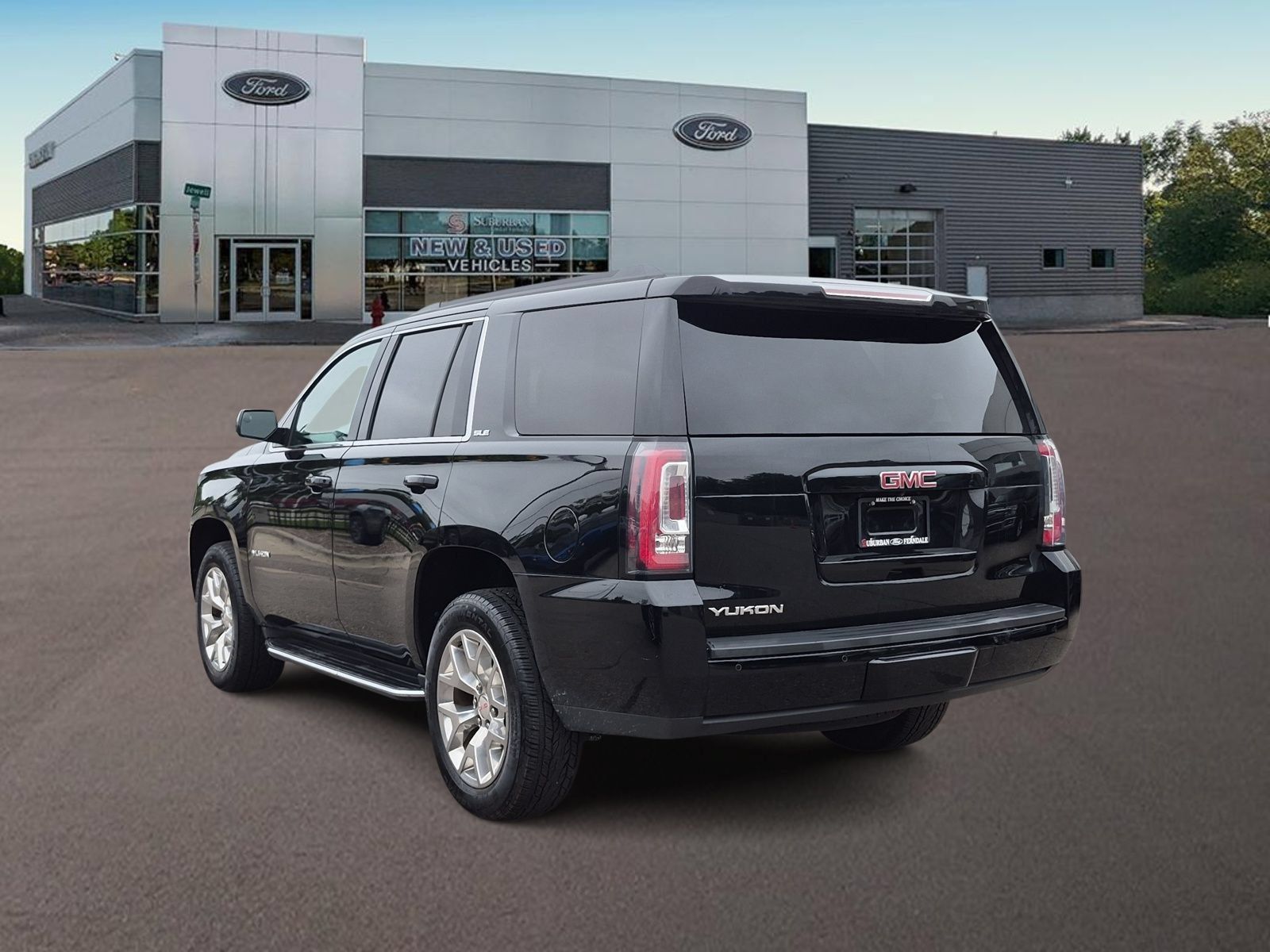 Used 2018 GMC Yukon SLE w/ SLE Value Package AWD/4WD image 7