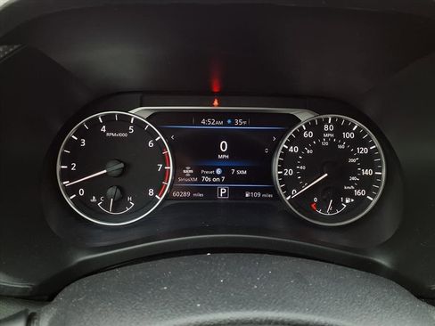 Used 2020 Nissan Sentra SR w/ Premium Package image 2