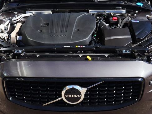 Used 2024 Volvo S60 B5 Core image 59