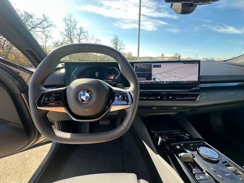 Certified 2024 BMW 530i w/ Convenience Package image 16