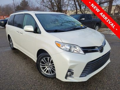Used 2019 Toyota Sienna XLE