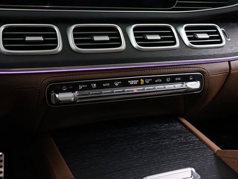 Certified 2026 Mercedes-Benz GLS 450 GLS 450 image 25