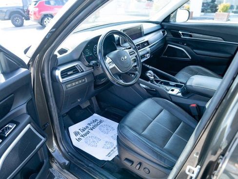Used 2021 Kia Telluride EX w/ EX Premium Package image 14