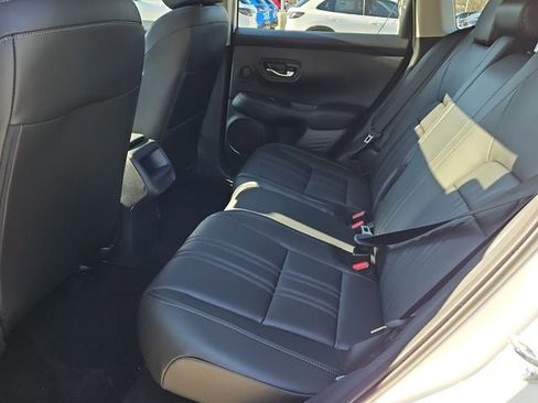 New 2026 Honda HR-V EX-L image 6