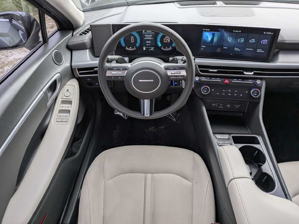 Used 2025 Hyundai Sonata SEL FWD image 14
