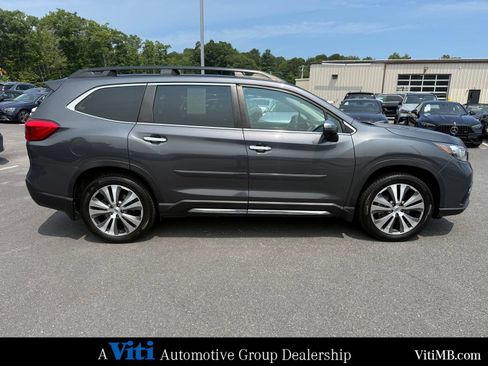 Used 2022 Subaru Ascent Touring AWD/4WD image 9