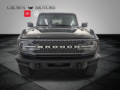 Used 2024 Ford Bronco Badlands image 2