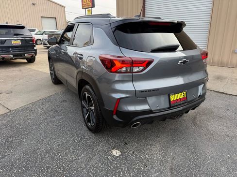 Used 2021 Chevrolet TrailBlazer RS w/ Sun and Liftgate Package image 7