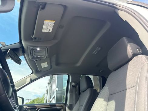 Used 2023 Chevrolet Silverado 1500 LT AWD/4WD image 19