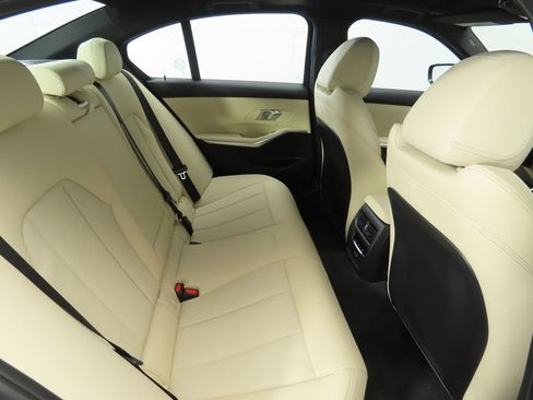 New 2026 BMW 330i Sedan w/ M Sport Package image 21