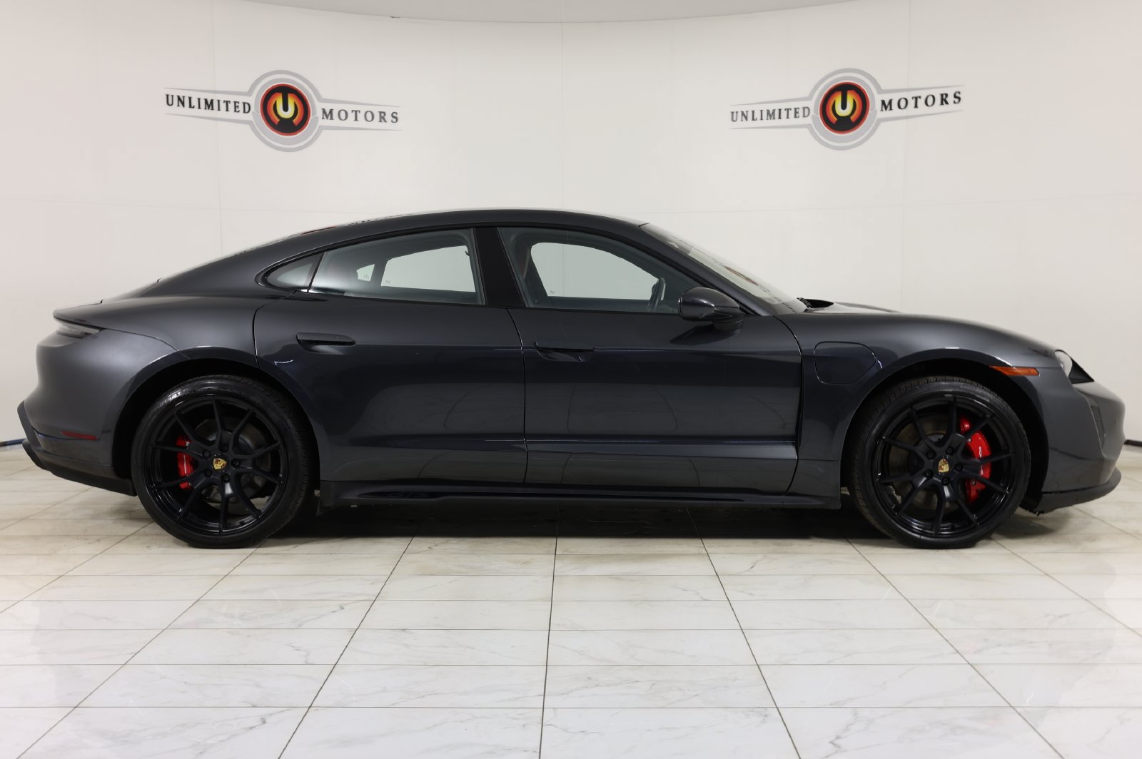 Used 2024 Porsche Taycan GTS w/ Premium Package (P6U) AWD/4WD image 9