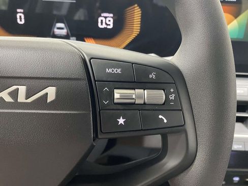 New 2026 Kia K4 LXS image 22