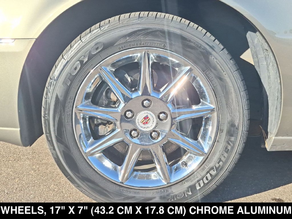 Used 2010 Cadillac DTS Luxury FWD image 16