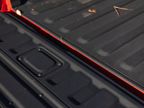 Used 2020 Jeep Gladiator Sport w/ Quick Order Package 24S image 9