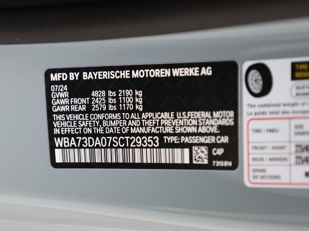 Used 2025 BMW M440i Coupe w/ Parking Assistance Package RWD image 35
