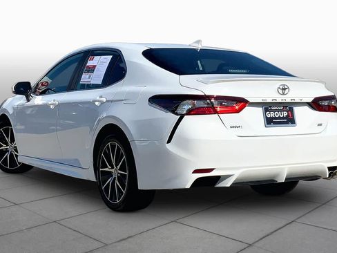 Used 2023 Toyota Camry SE FWD image 12