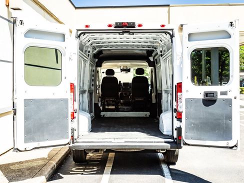 Used 2022 RAM ProMaster 2500 FWD image 19