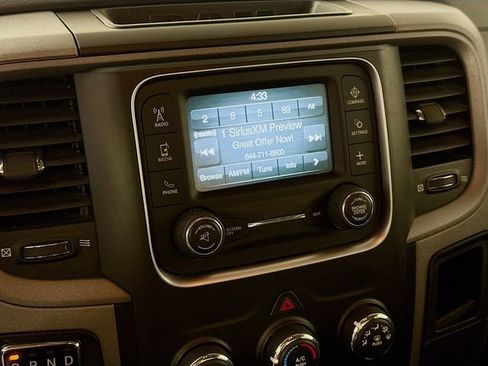 Used 2017 RAM 1500 Express AWD/4WD image 15