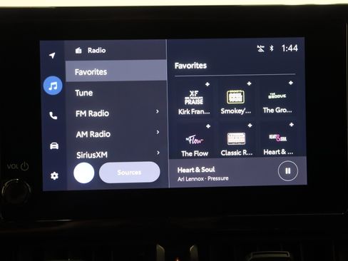 Used 2025 Toyota Corolla LE FWD image 17