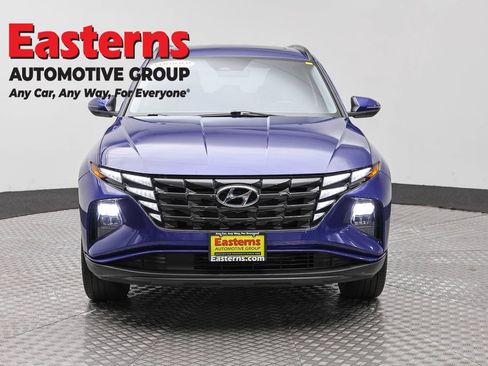 Used 2023 Hyundai Tucson SEL w/ Convenience Package AWD/4WD image 2
