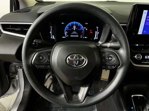 Used 2026 Toyota Corolla LE FWD image 14