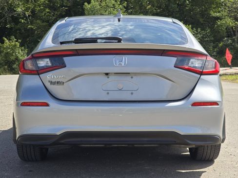 Used 2024 Honda Civic EX-L image 15