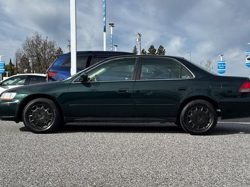 Used 2001 Honda Accord LX image 2