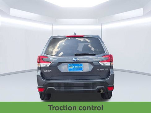 Used 2023 Subaru Forester AWD/4WD image 5