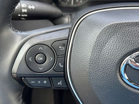 Used 2024 Toyota Corolla SE image 19