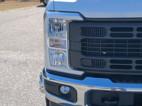 Certified 2025 Ford F350 XL w/ 360-Degree Camera Package image 8