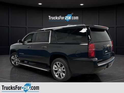 Used 2017 Chevrolet Suburban Premier image 3