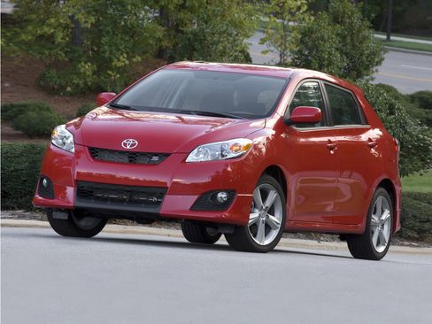 Used 2009 Toyota Matrix S FWD image 1