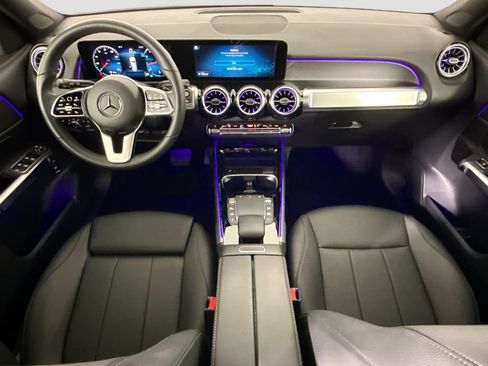 Used 2022 Mercedes-Benz GLB 250 4MATIC image 13