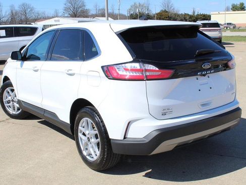 Used 2024 Ford Edge SEL image 5
