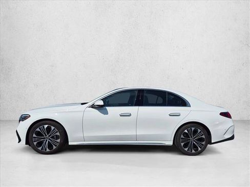 Used 2025 Mercedes-Benz E 350 Sedan image 8