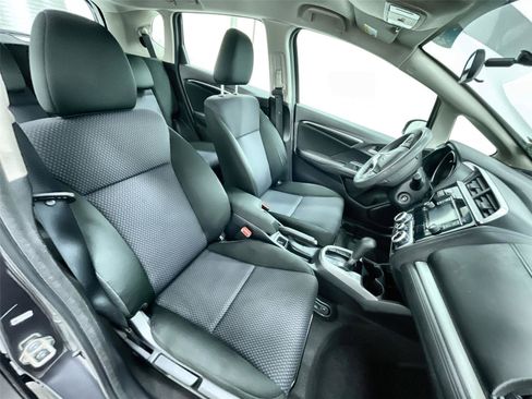 Used 2019 Honda Fit LX image 24