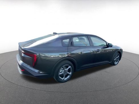 Used 2025 Kia K4 LXS image 15