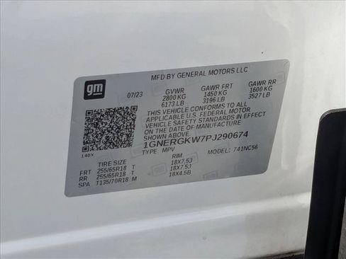 Used 2023 Chevrolet Traverse LT FWD image 15