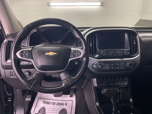 Used 2018 Chevrolet Colorado ZR2 w/ LPO, Door Decal Package image 9