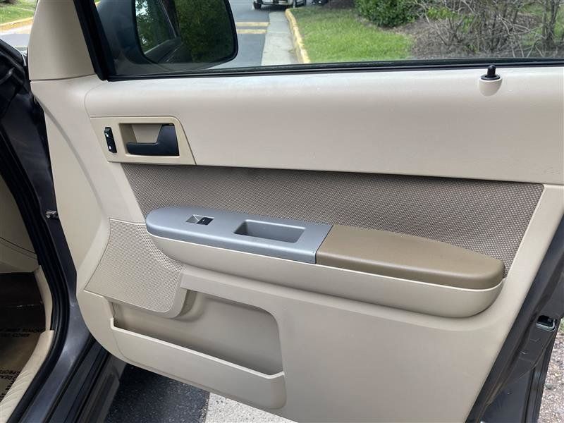 Used 2010 Ford Escape XLT FWD image 46