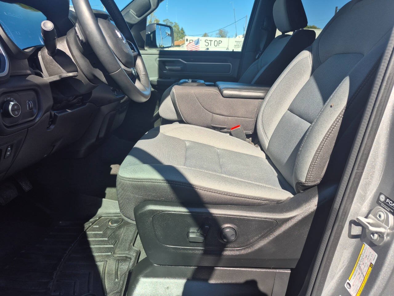 Used 2023 RAM 1500 Big Horn AWD/4WD image 13