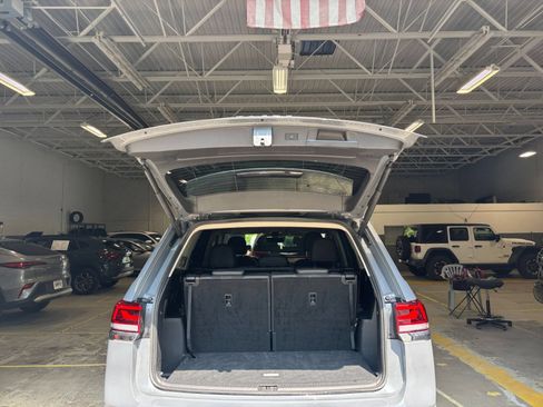 Used 2026 Volkswagen Atlas SE FWD image 30
