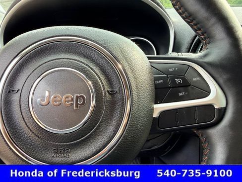 Used 2018 Jeep Compass Limited w/ Navigation Group AWD/4WD image 23