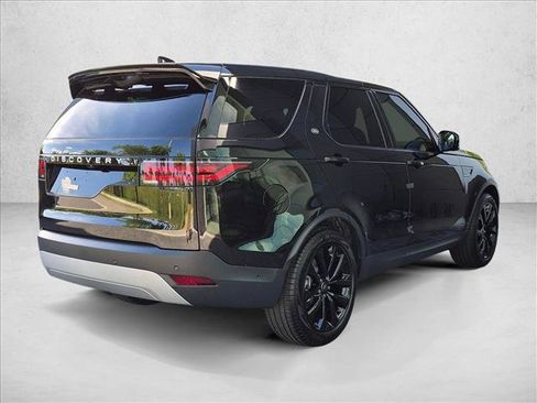 New 2026 Land Rover Discovery S AWD/4WD image 2