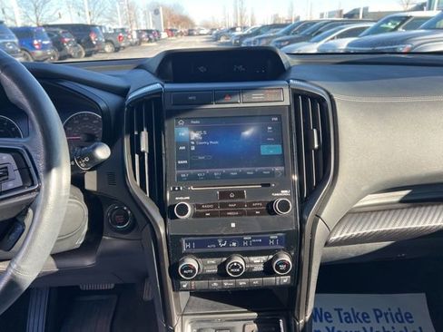 Used 2022 Subaru Ascent Onyx Edition image 16