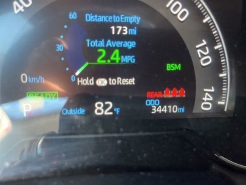 Used 2025 Toyota RAV4 XLE w/ Convenience Package AWD/4WD image 14